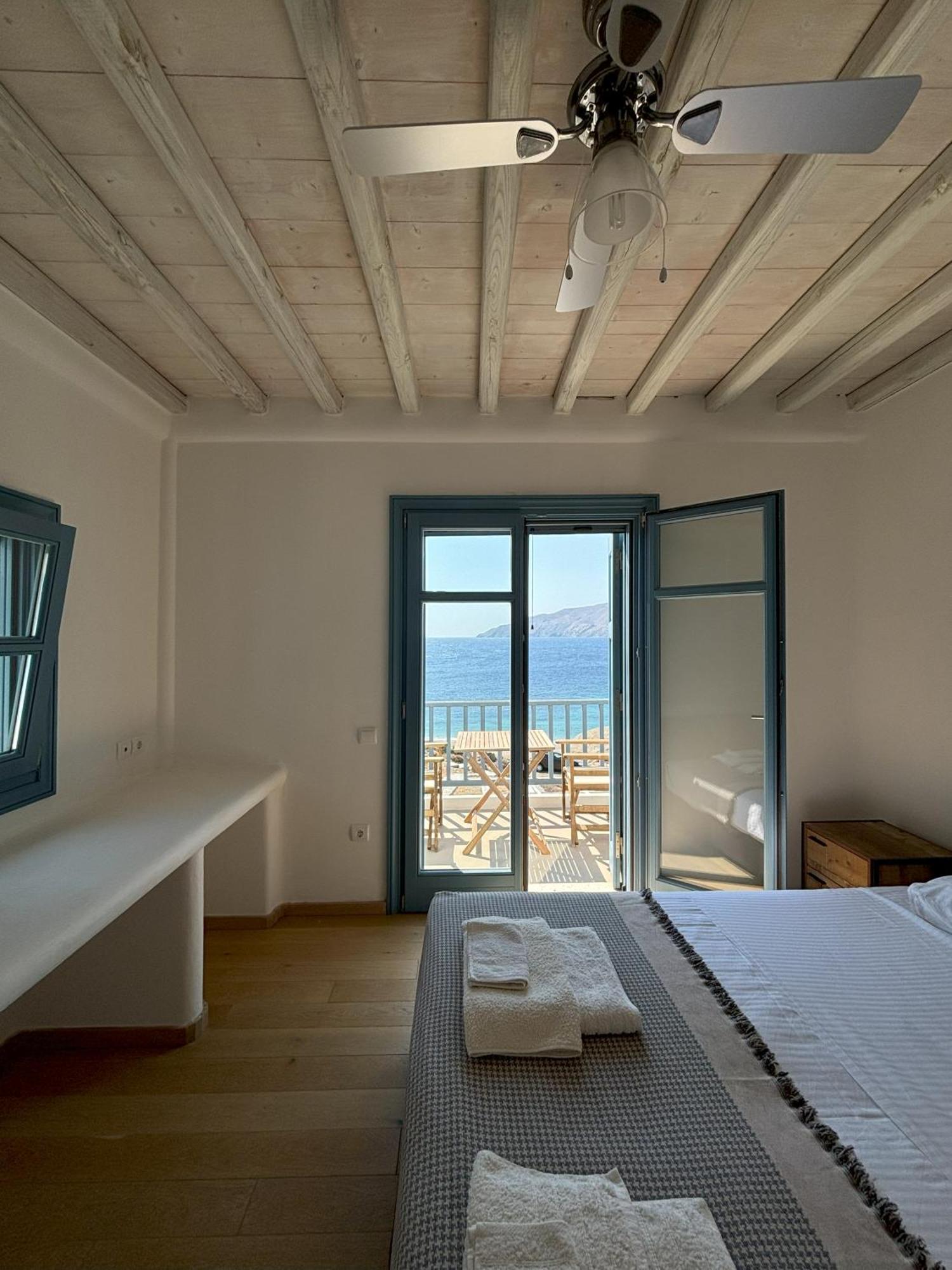 Almyra Red Villa Kythnos Exterior photo